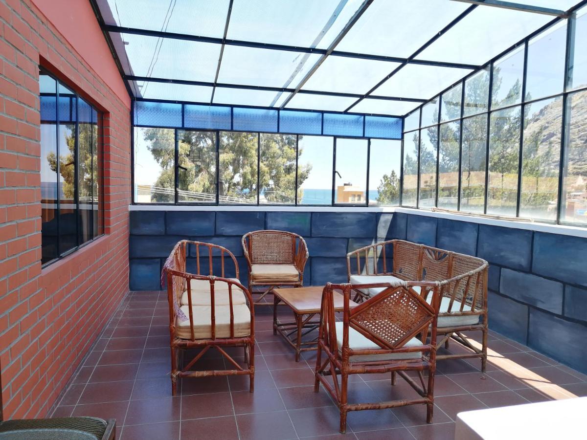 קופקבאנה Olas Del Titicaca Backpackers Hostel מראה חיצוני תמונה