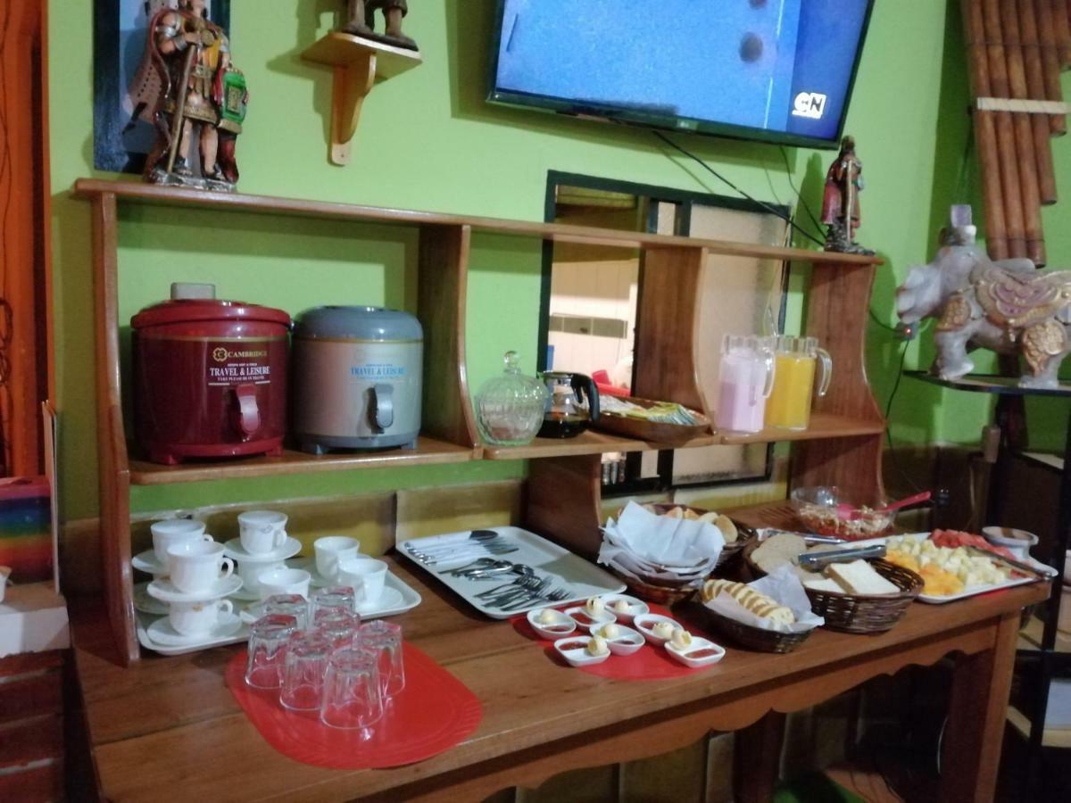 קופקבאנה Olas Del Titicaca Backpackers Hostel מראה חיצוני תמונה